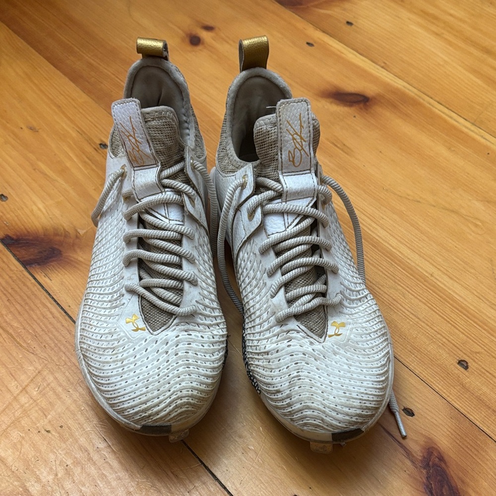 Under Armour Bryce Harper 5 Low ST Baseball Cleats White Gold Men 10